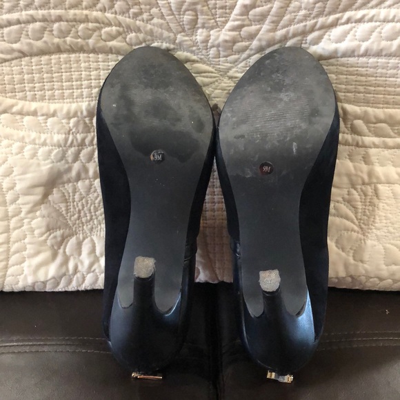 SOLD!!!! Alfani booties size 9 - Picture 3 of 7